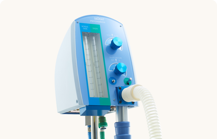 リラックス状態で治療を受けられる「笑気麻酔」